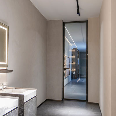 Accesorios para el baño de vidrio templado Puerta de baño de aluminio pantalla magnética de balanceo